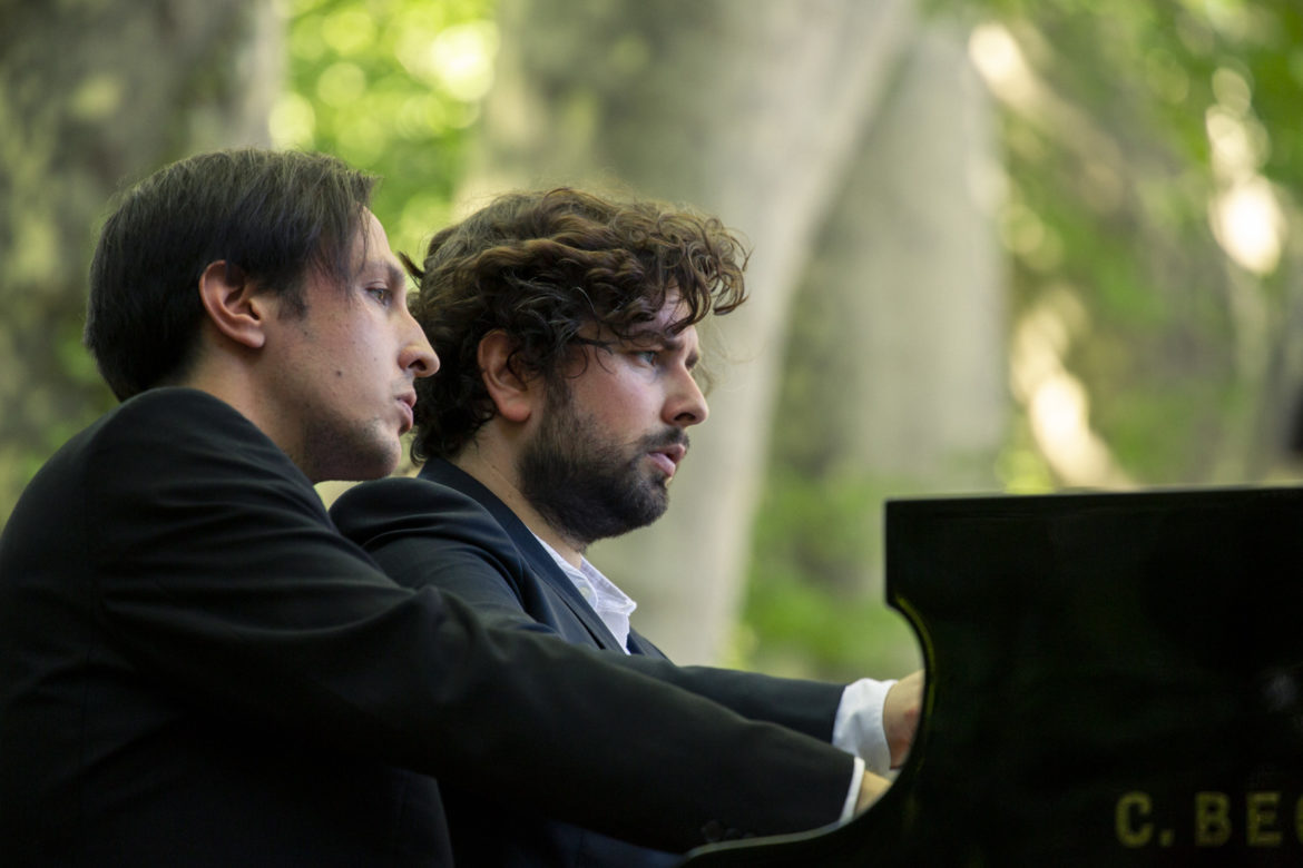 Geister Duo 1 © Valentine Chauvin 2021