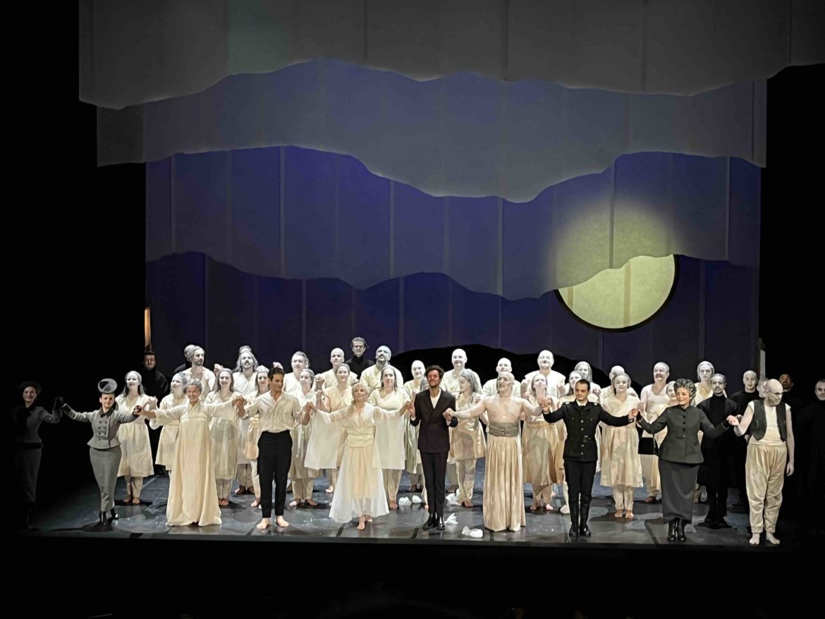 カーテンコール