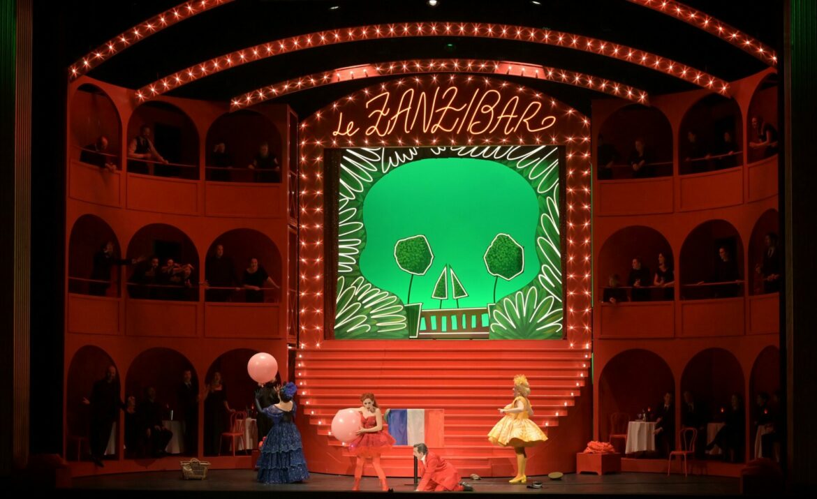 Les Mamelles de Tirésias au Theatre des Champs Elysees, mars 2023 © Vincent PONTET